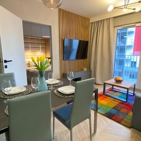 Grey House + Free Parking Apartment Wroclaw Exterior photo